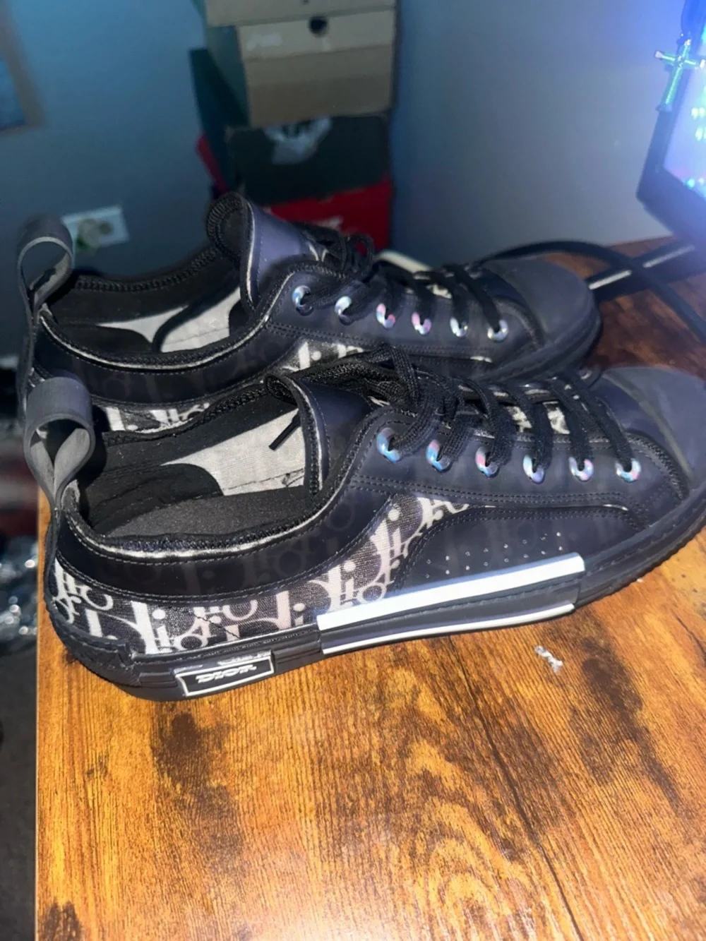 Dior Black Low-Top Logo Panel Sneakers - Picture 2 of 5
